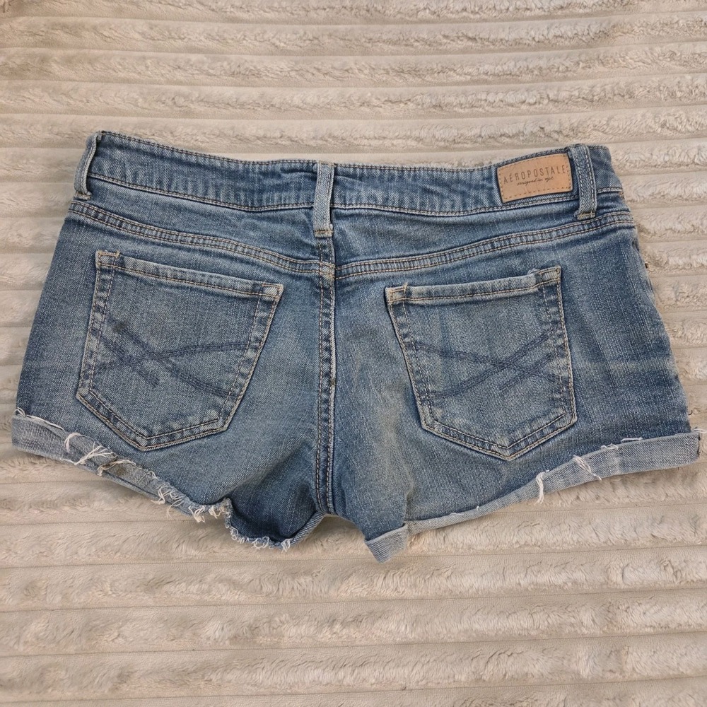 Aeropostale Denim Shorts Size 4 Blue Jean Distressed Ripped Cuffed Low Rise y2k - Picture 3 of 10